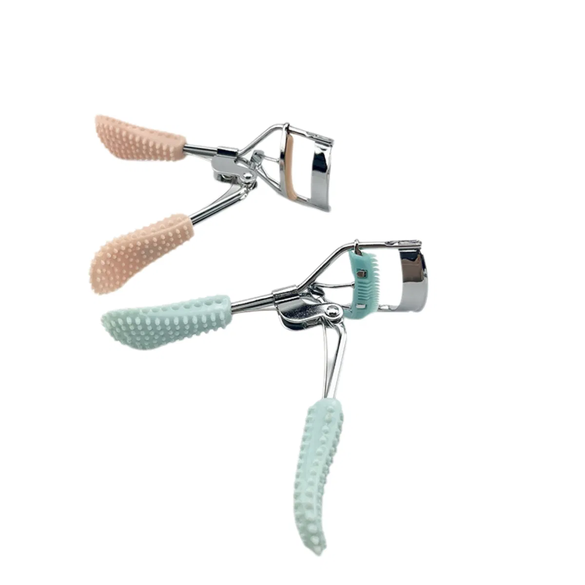 Wide-Angle Design Portable Mini Cosmetic Eyelash Curler for Lasting Styling Without Eyelids