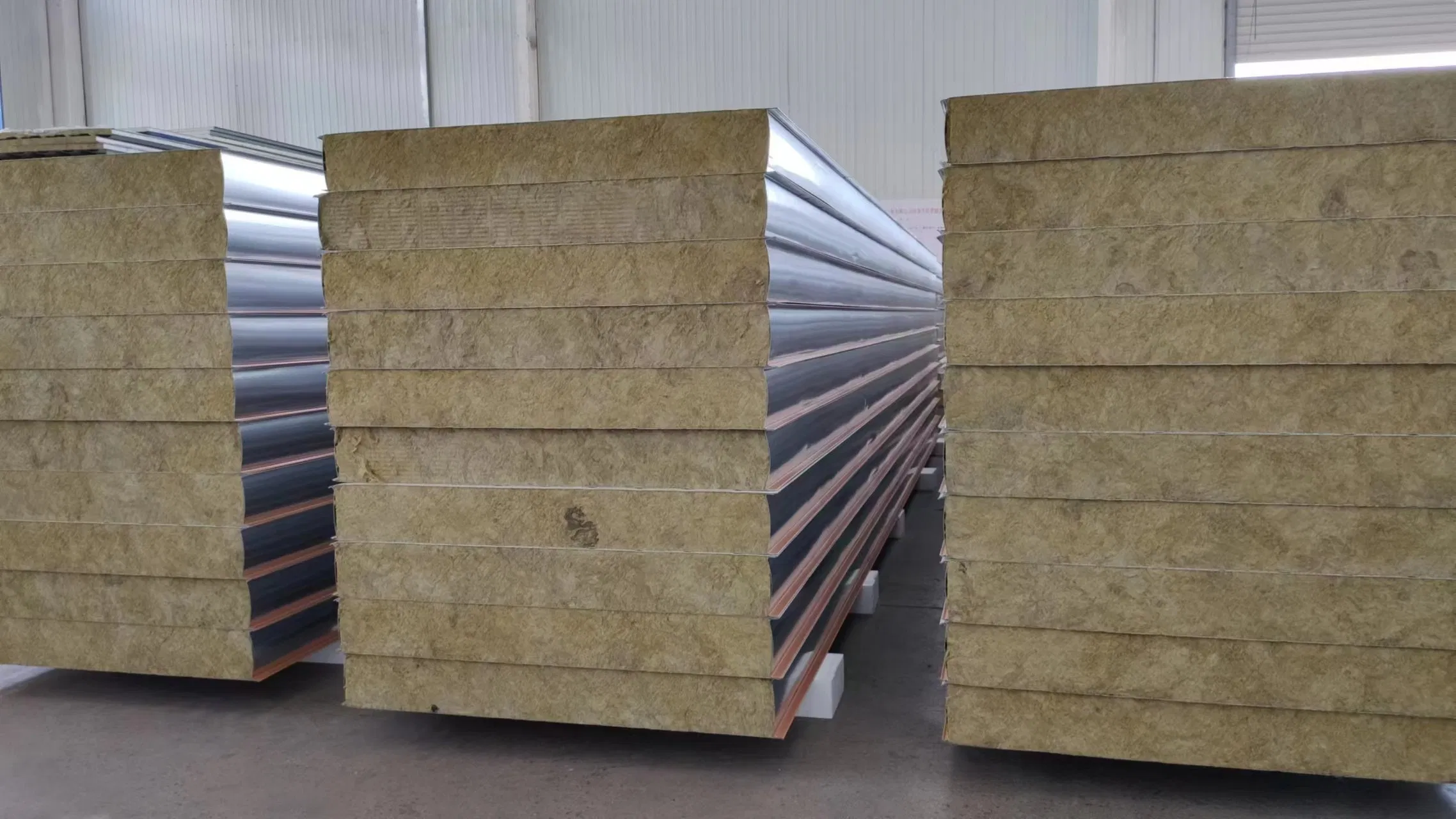 Factory Price 50mm Thick Color Steel Rock Wool Clean Sandwich Board for Food Factory