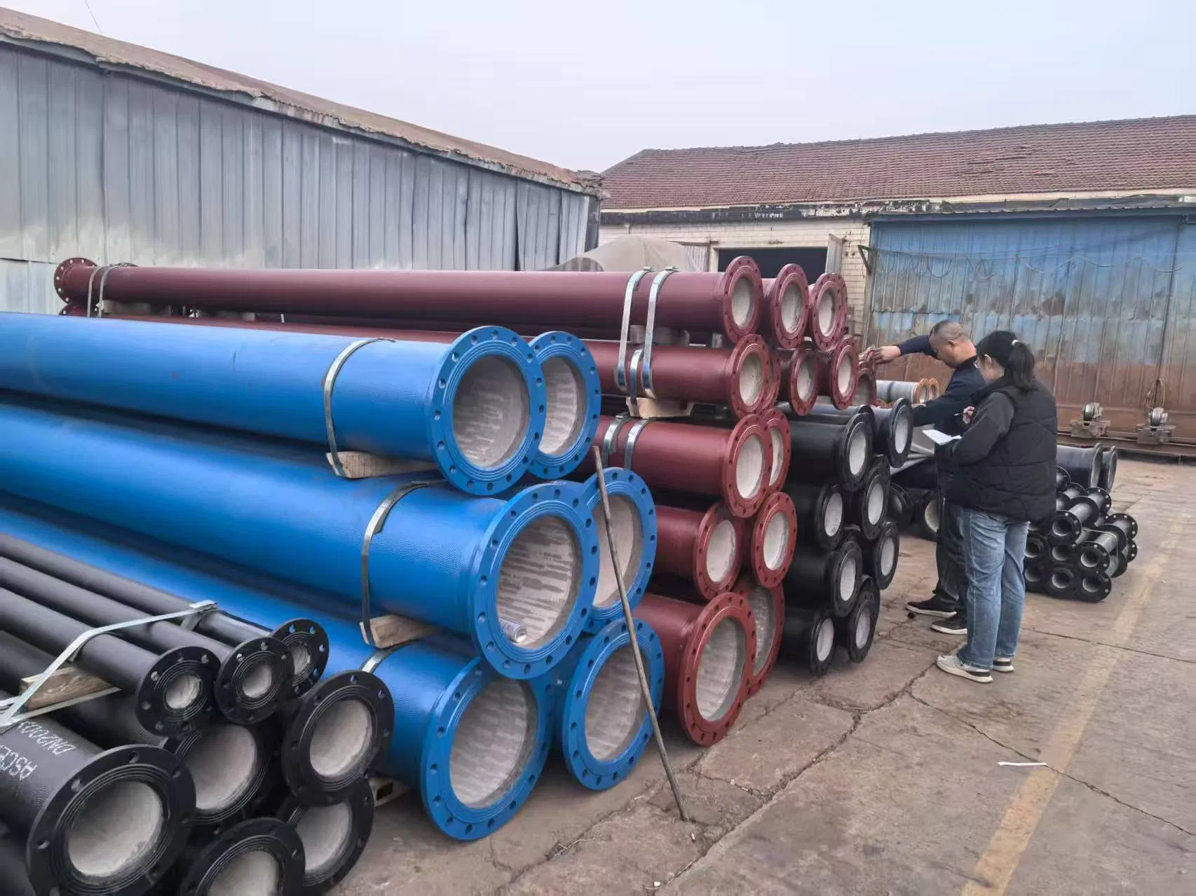 ISO2531 En545 Pn16 Welded Double Flanged Ductile Iron Pipe Red Epoxy Coated