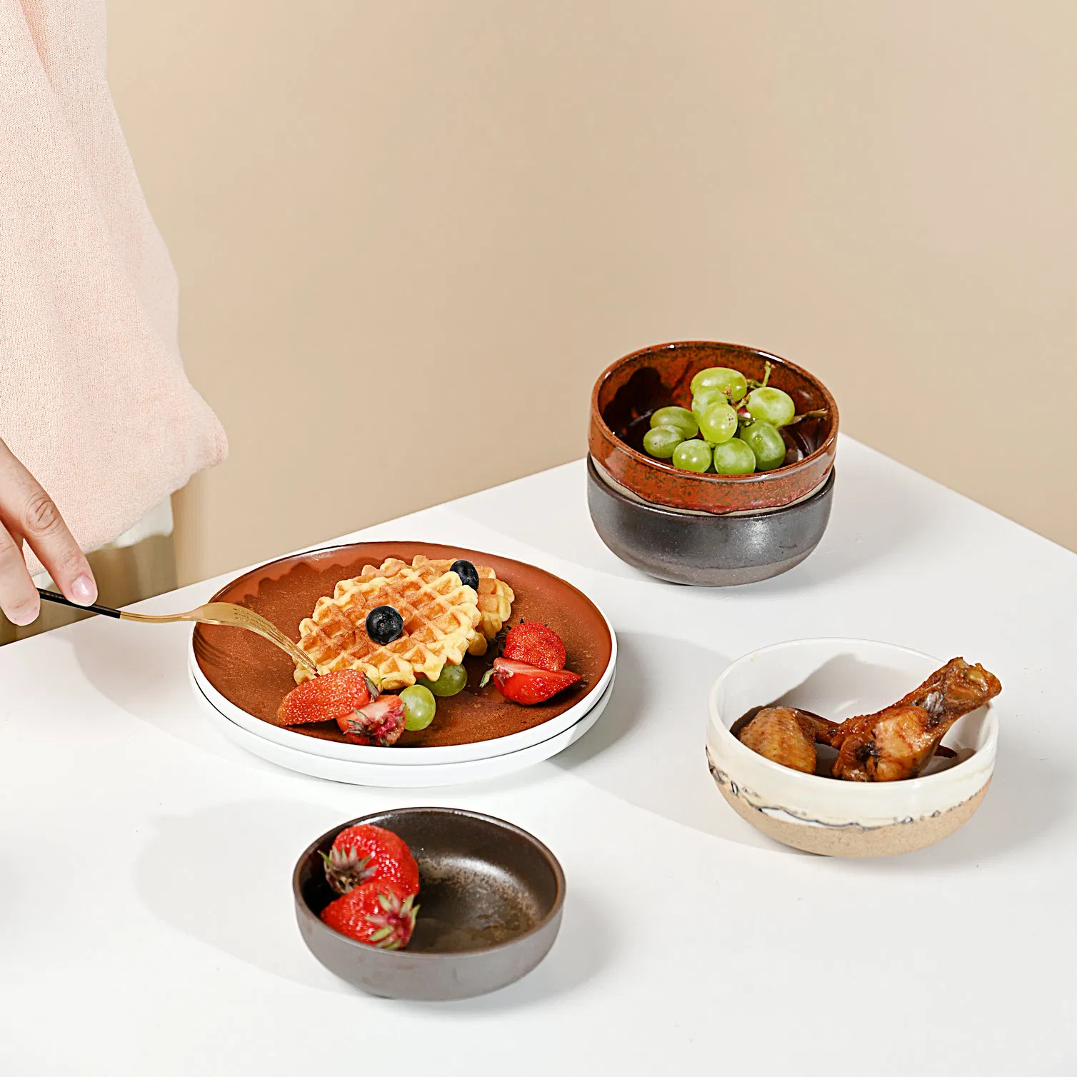 Wholesale Reactive Glazed Ceramic Black Matt Dinnerware Dining Bowl Japanese Bowls Rice Soup Bowls Ceramic