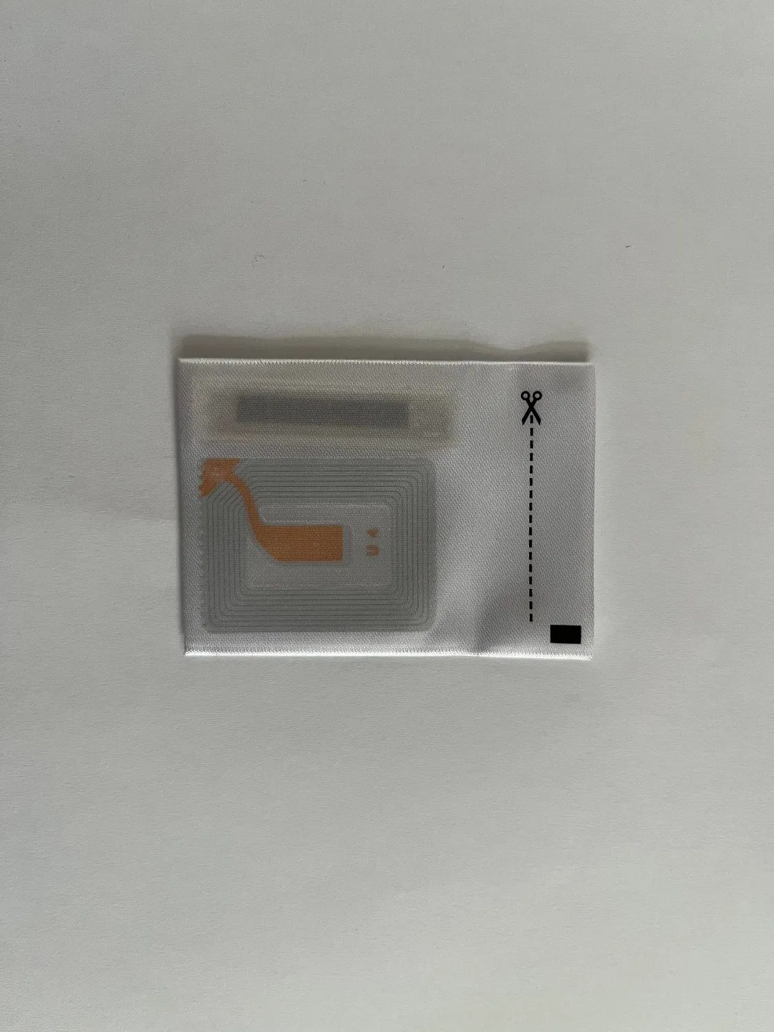 Garment Anti-Theft EAS Woven Labels Textile Rretail Alarming Security Chip Label for Clothes