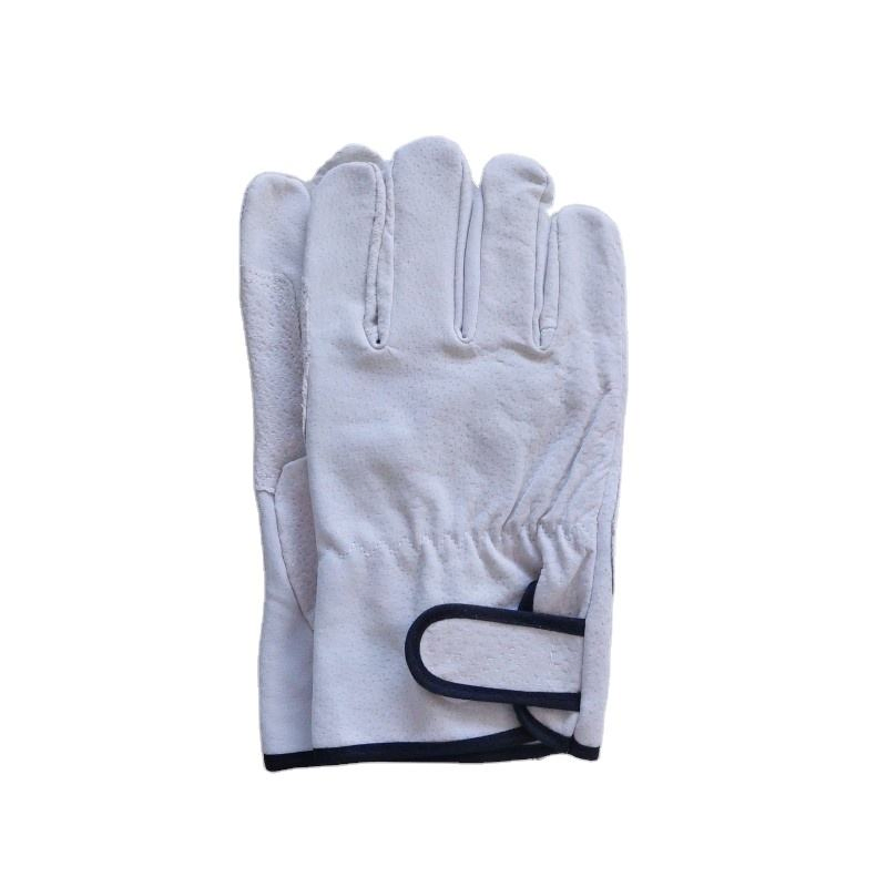 Premium Heat Resistant BBQ Mitts for Outdoor Cooking