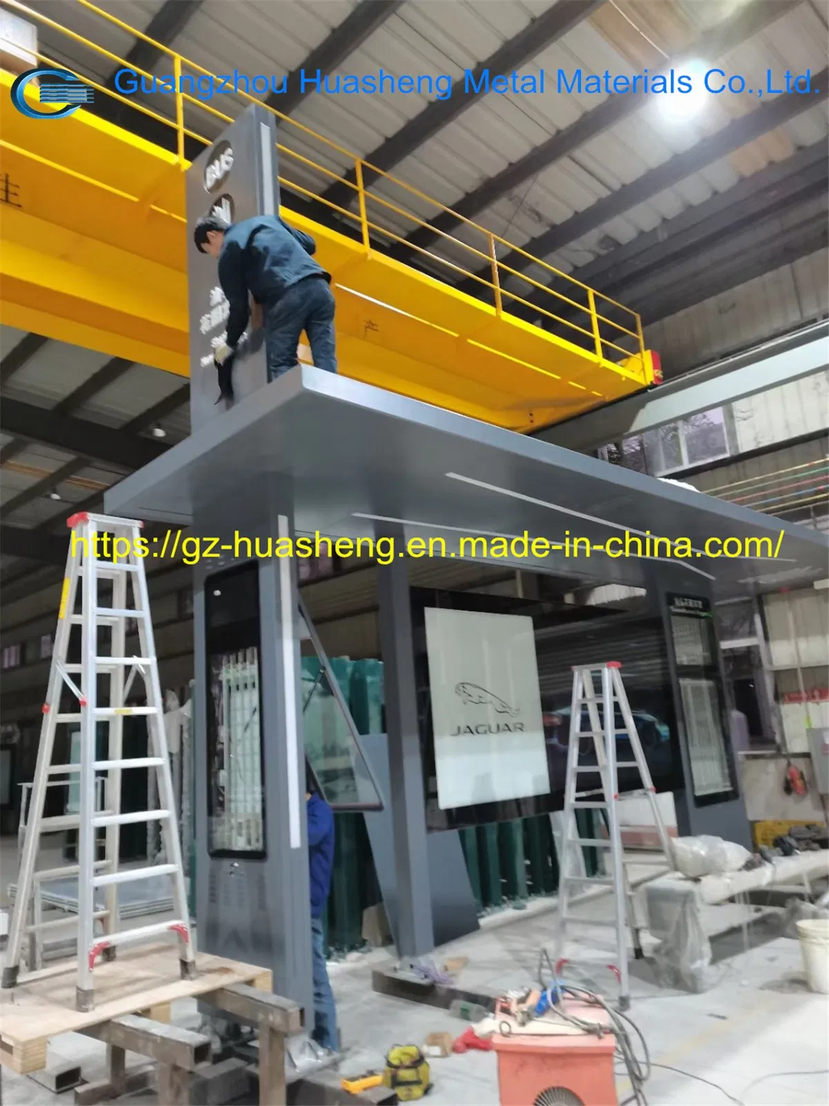Smart Bus Stop Shelter (HS-BS-S002)