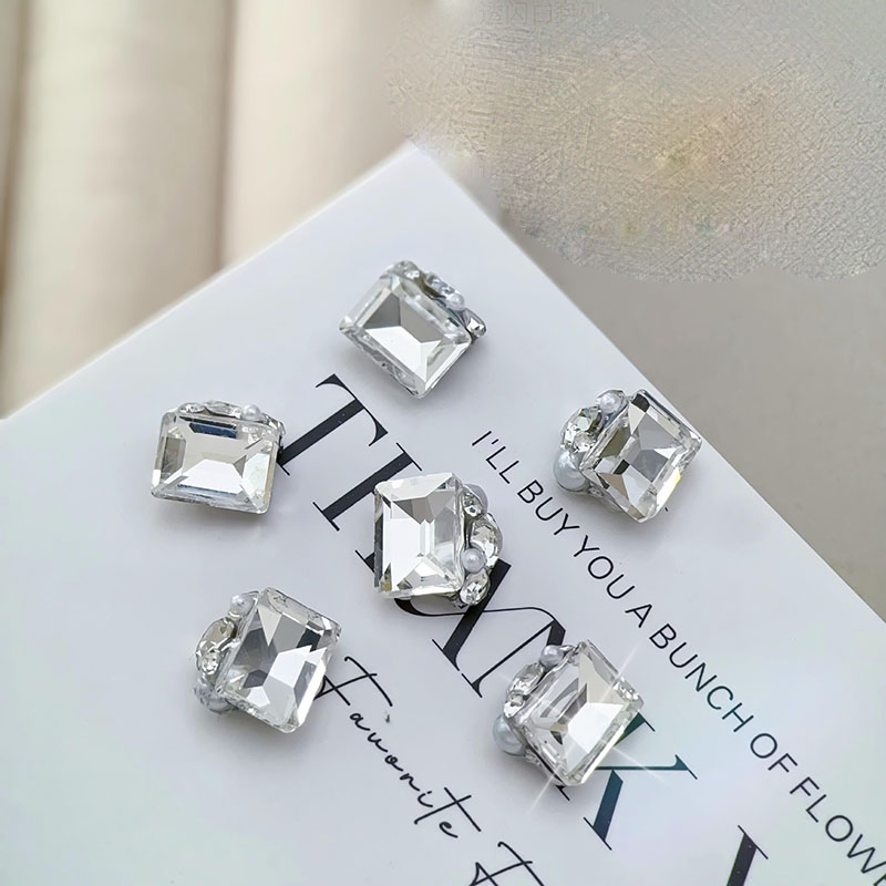 Factory Price Pillow Square Pile Drill Nail Decoration