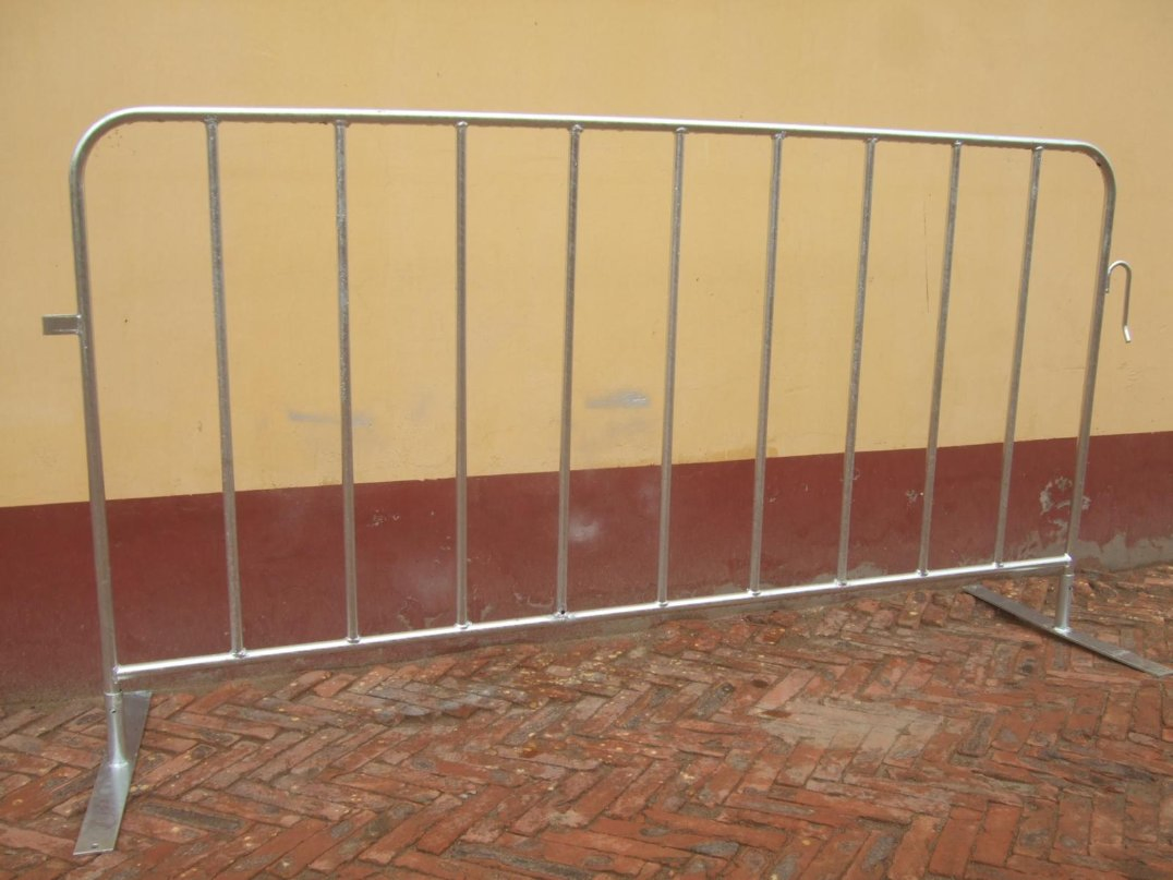 Galvanized Metal Event and Traffic Crowd Control Barrier Fence