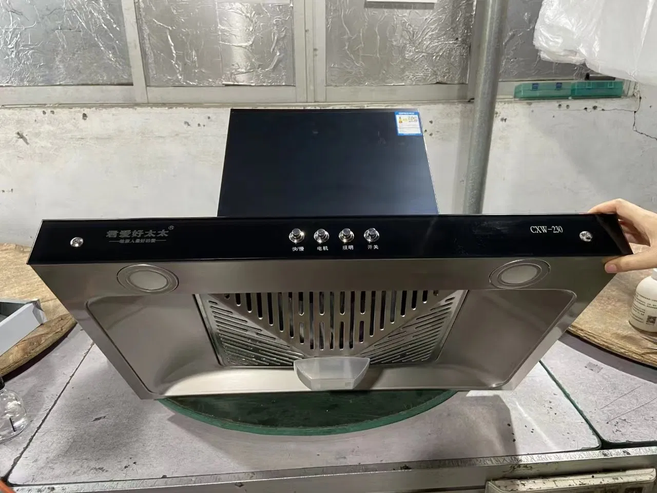 High-Performance CKD Stainless Steel Auto Clean Chimney Hood