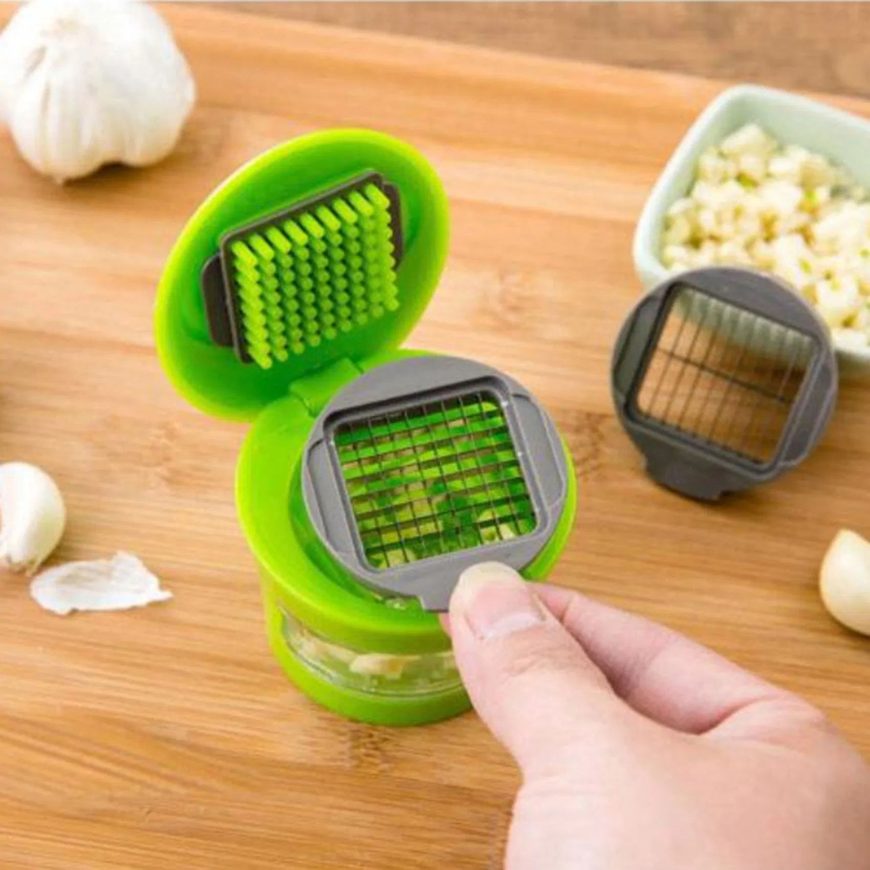 Ручная тёрка для овощей и чеснока 2023