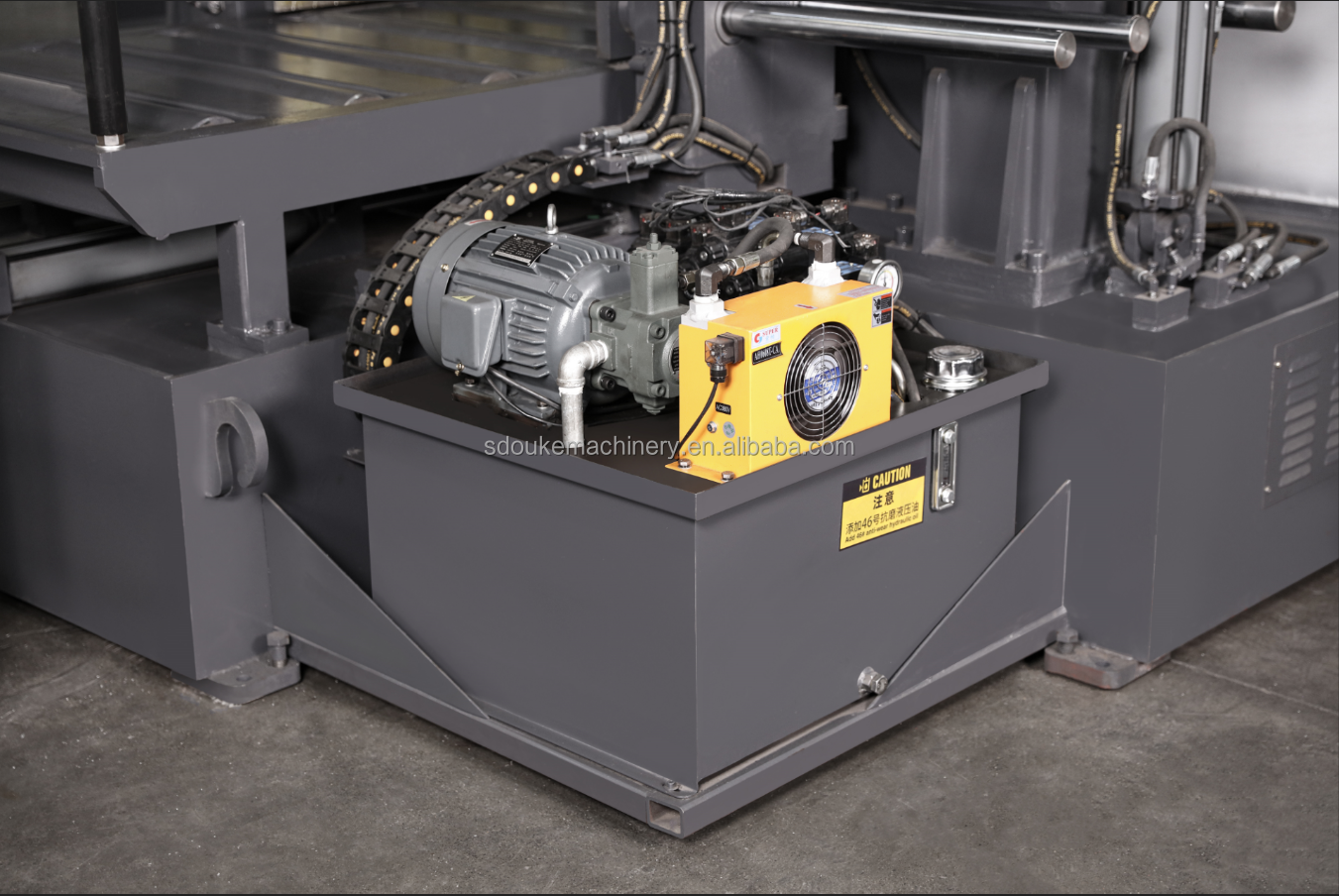 Ленточная пила по металлу мини компактная