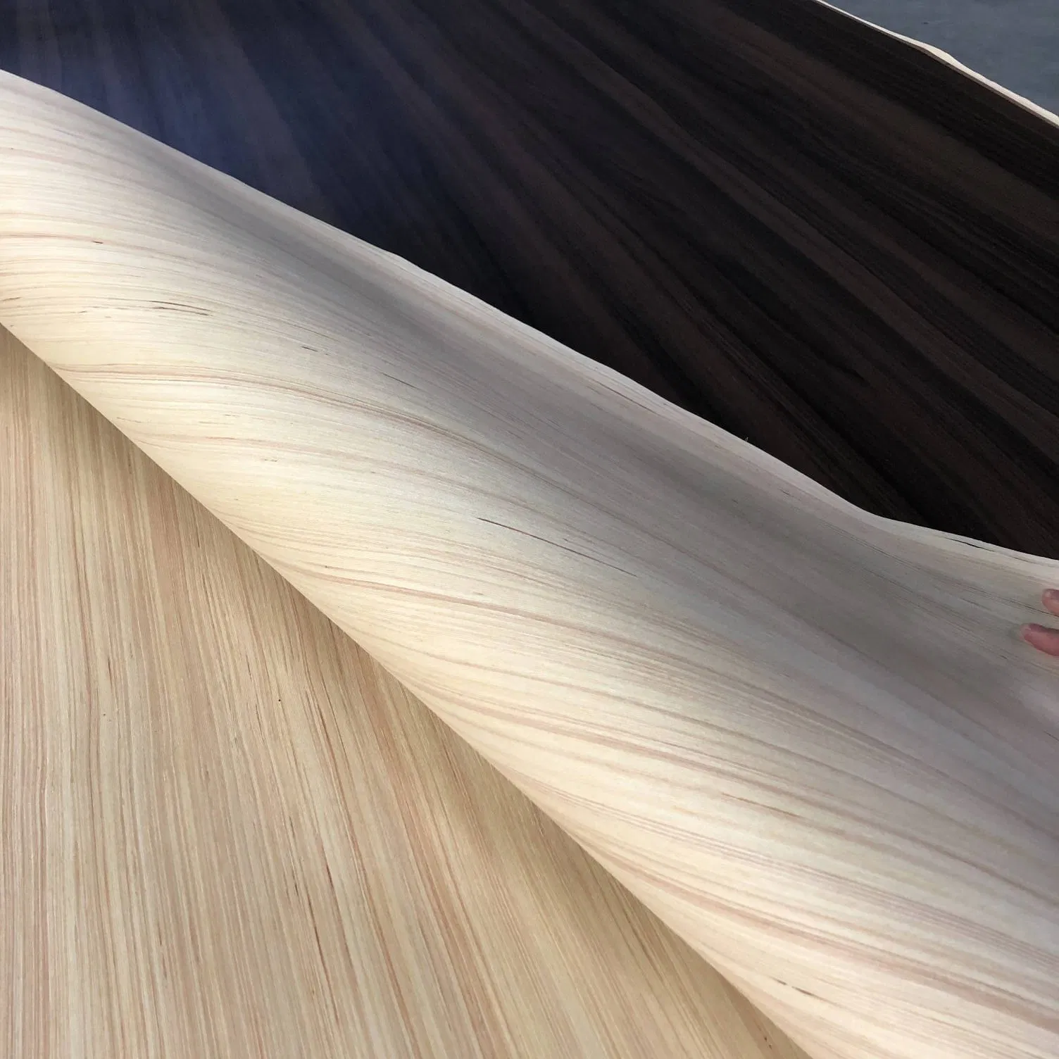 Rt Laminated Veneer Paper Synchronized Decorated Recon Veneer