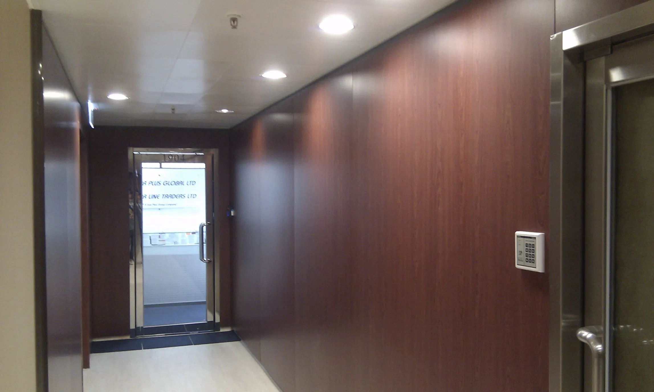 Modern Restaurant Bathroom Stalls Phenolic Compact High Pressure HPL Laminated Fireproof Toilet Partition for Hospital Washroom