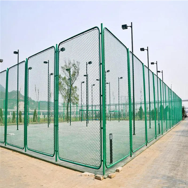 2.0mm Wire 2 Inch Diamond Hole Cyclone Wire Fence Design Galvanized Chain Link Fence Wire Mesh Rolls