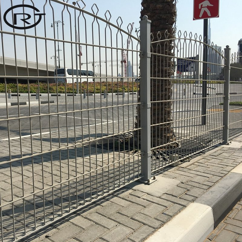 PVC Coated Welded Wire Mesh Fence Pyramid Fence Panel for Garden