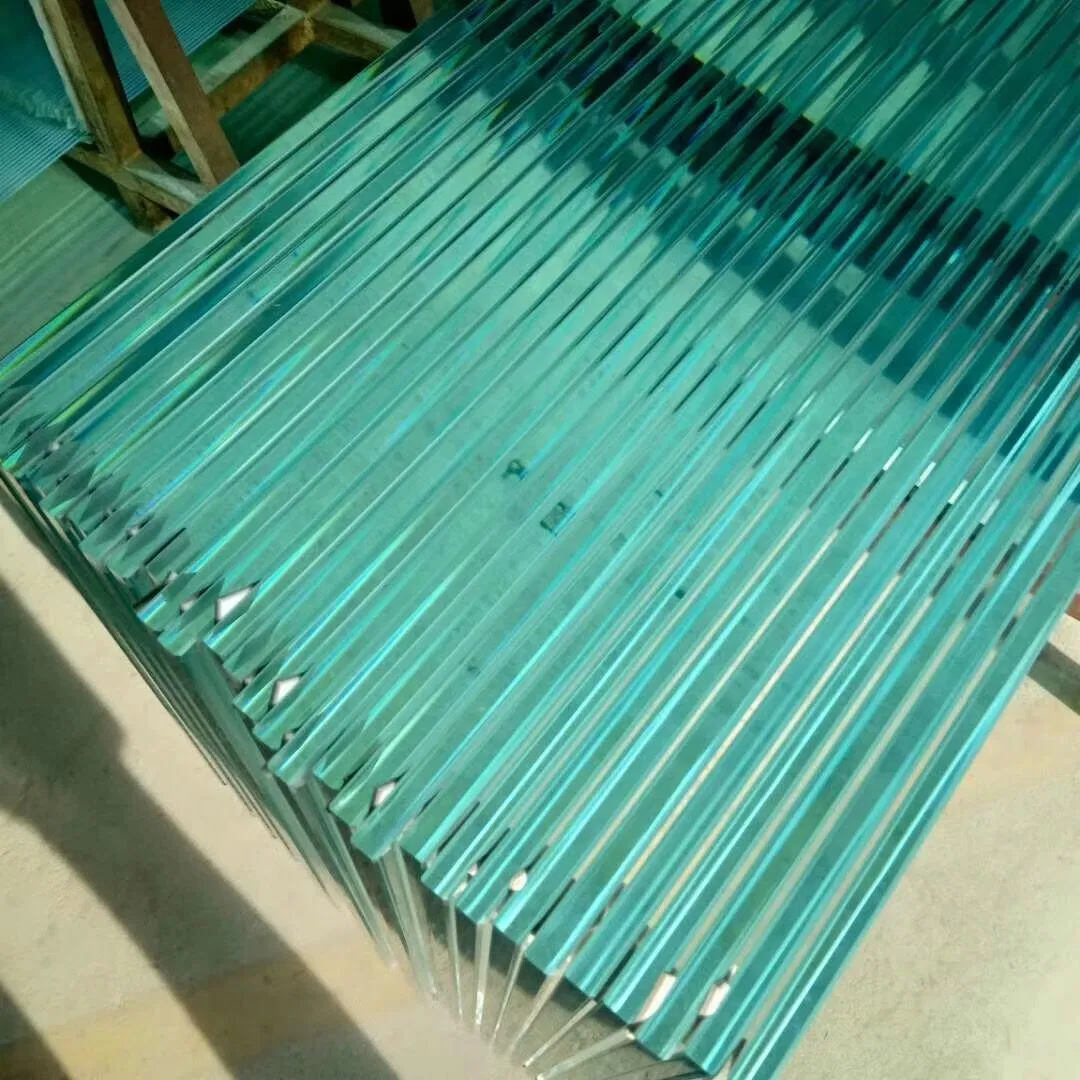 Clear/Milk/White/Tempered /Toughened/Low E/Fire Resistant/Bulletproof/Insulated/Cyclone Rated Decorative Laminated Glass