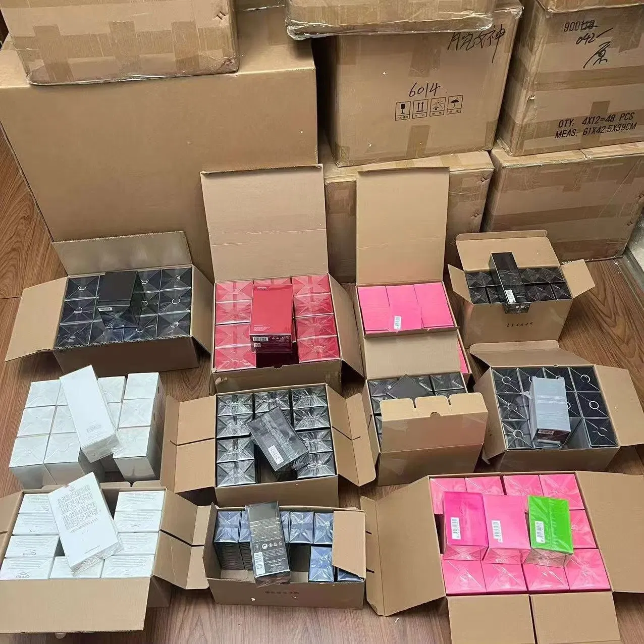 Us EU Stock Wholesale Luxury Brand 1: 1 100ml Women's Perfume Original Flavor Parfum Mini 5ml 7ml 10ml for Men and Women Arabian Arabic Cologne Perfume Bottle