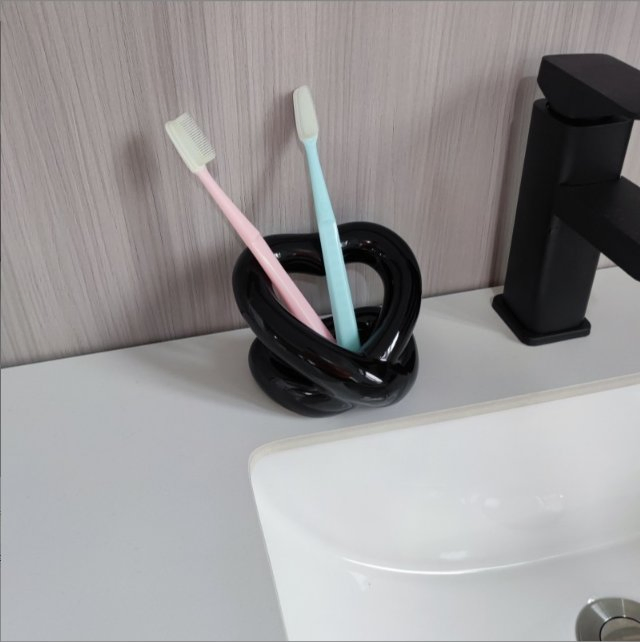 Heart Ceramic Toothbrush Holder for Couples Bathroom Toothpaste and Toothbrush Storage