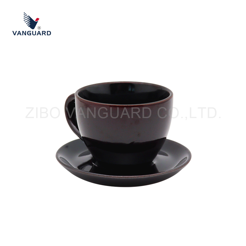 Керамическая чашка с блюдцем 160 мл, простая