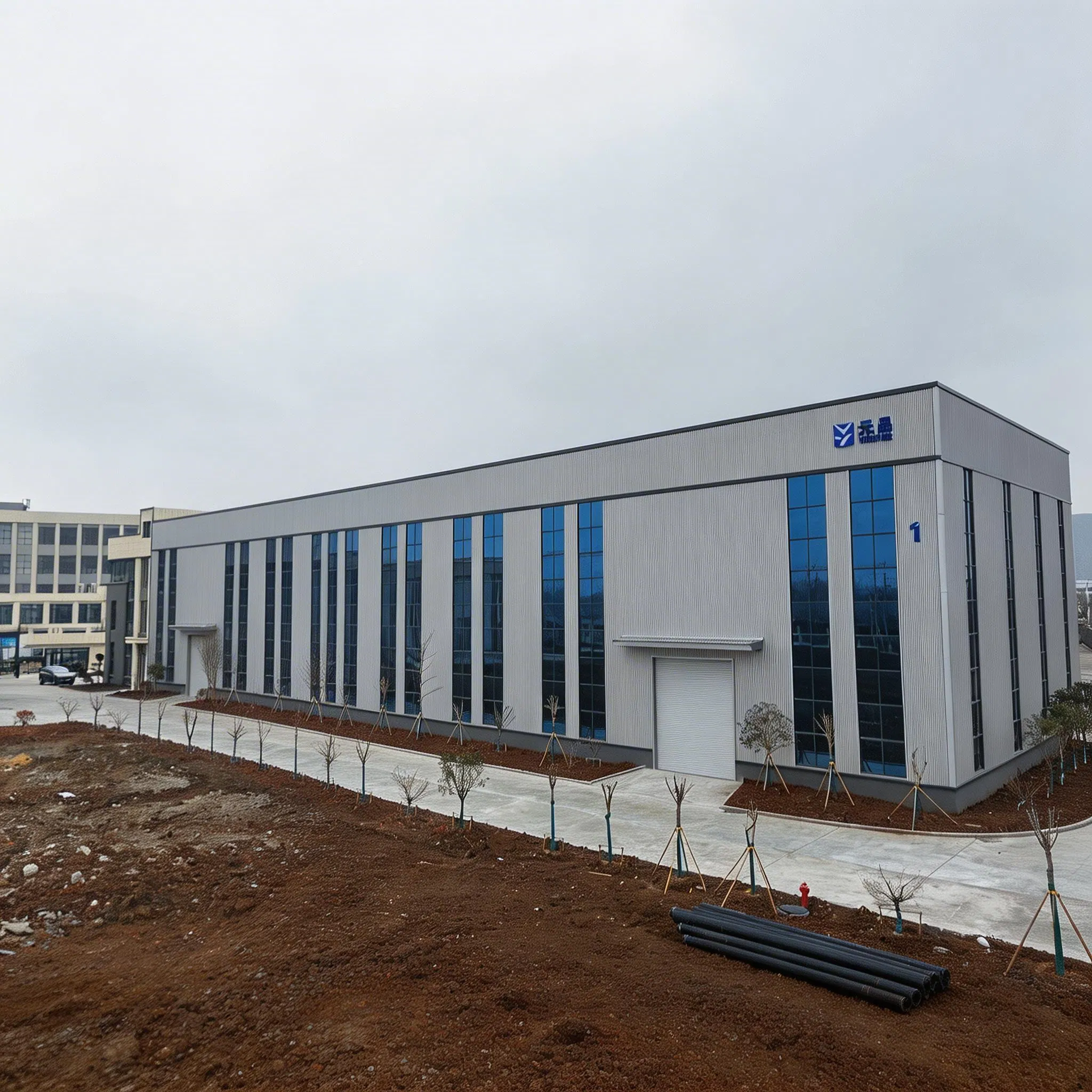 Customizable Large-Span Steel Structure Workshop Prefab Industrial Metal Warehouse Light Steel Workshop