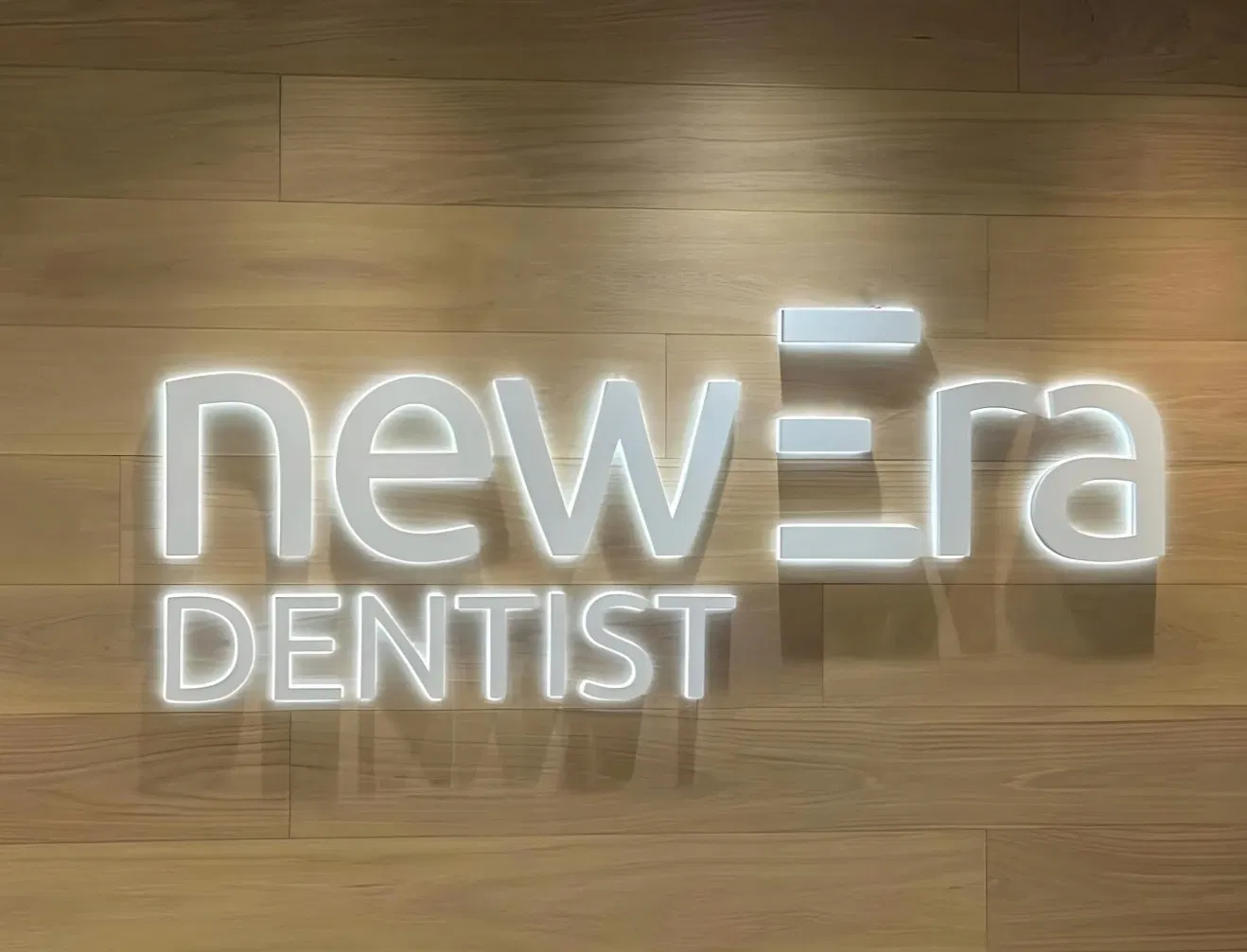 Multi-Color Dynamic Acrylic Backlit Logo for Eye-Catching Displays