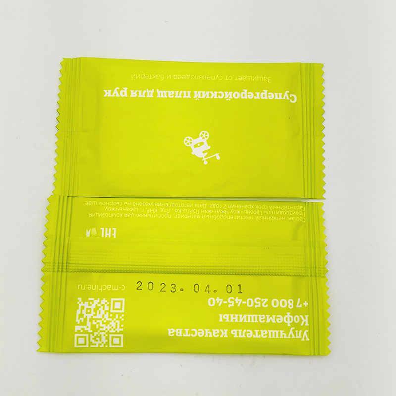 Single Pack Hygenic Antibacterial Wet Wipes Nonwoven Fabric Cleaning Tissues
