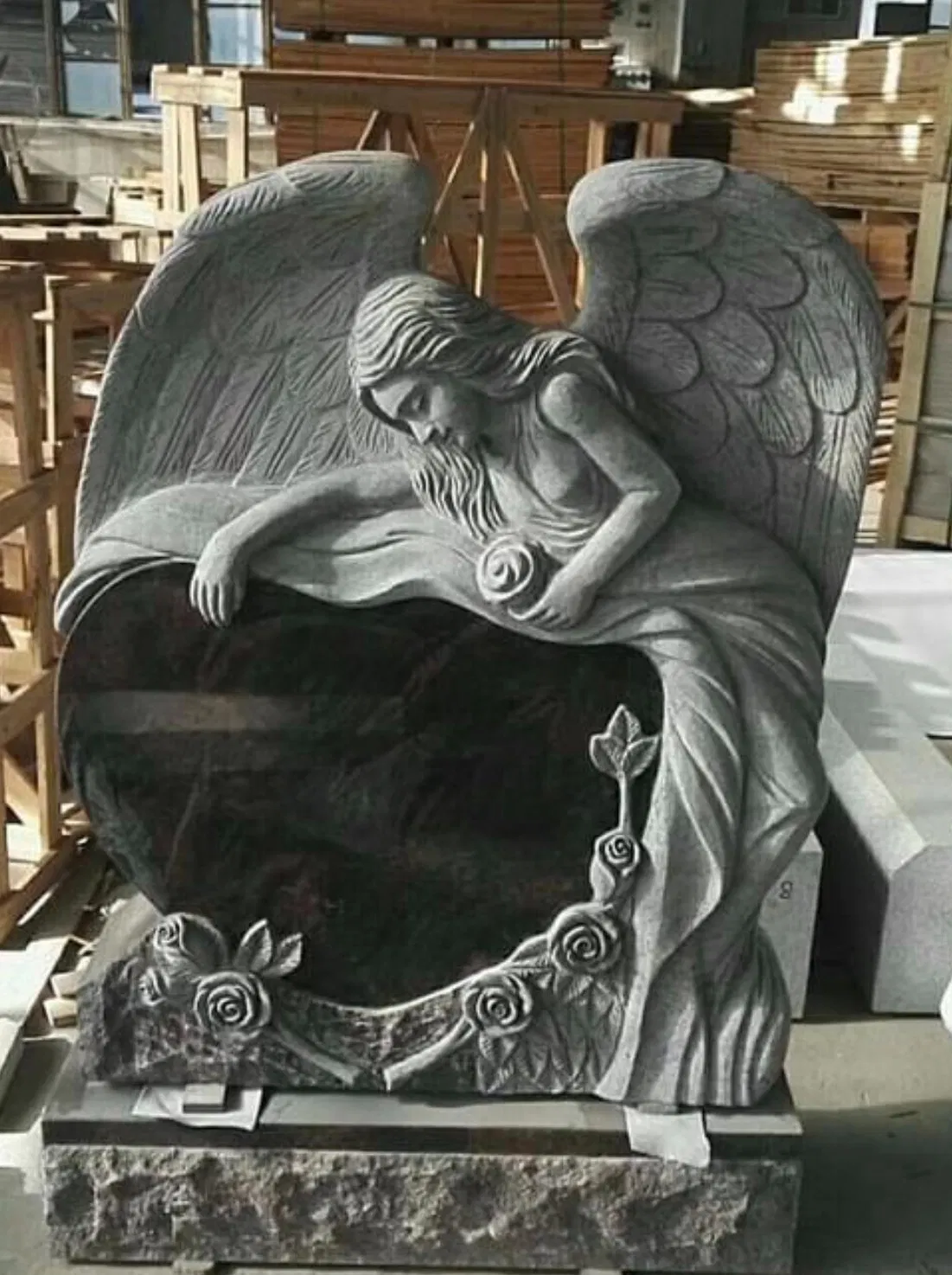 European Engraved Gravestone Western Style Angle with Heart Monument Tombstone