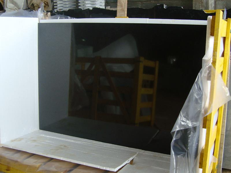 Гранитная плитка Absolute Black 600x600 мм для пола