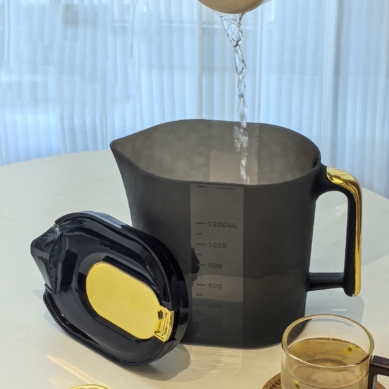 Daily Home Use Versatile Large Cold Water Pitcher Kettle