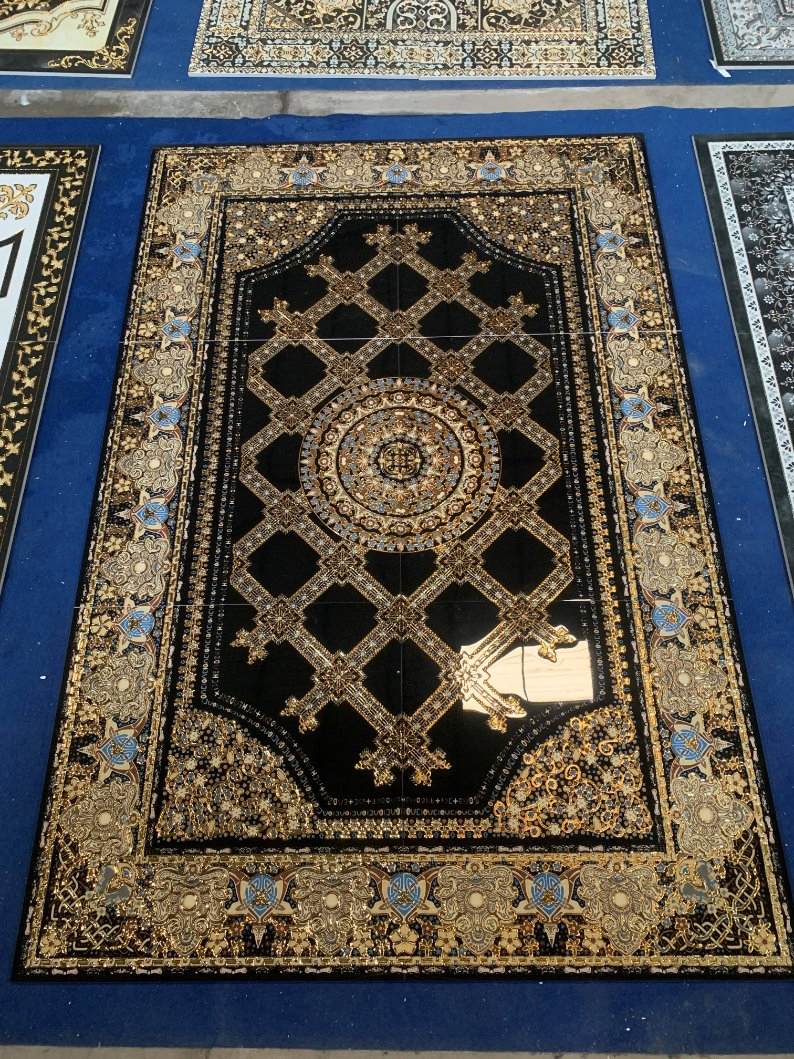 Керамическая плитка с золотым узором и подсветкой 1800x1200мм