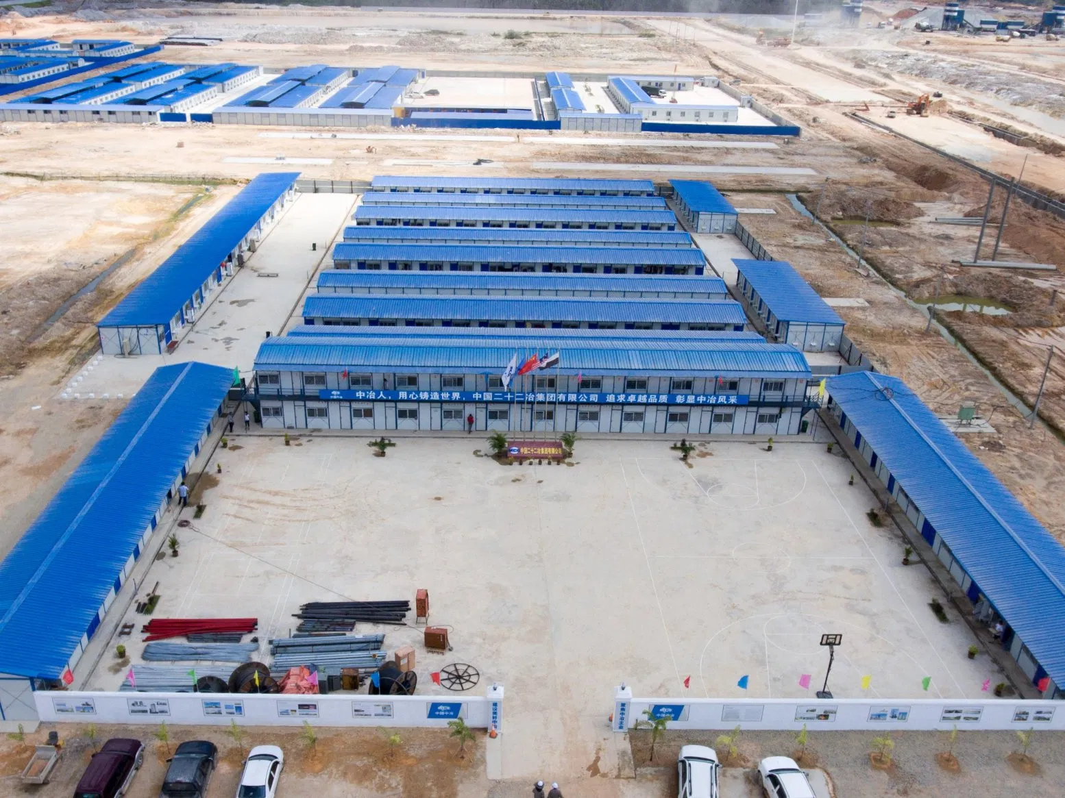 Prefab Steel Structure Large Prefabricated Buildings Commercial Building Prefab