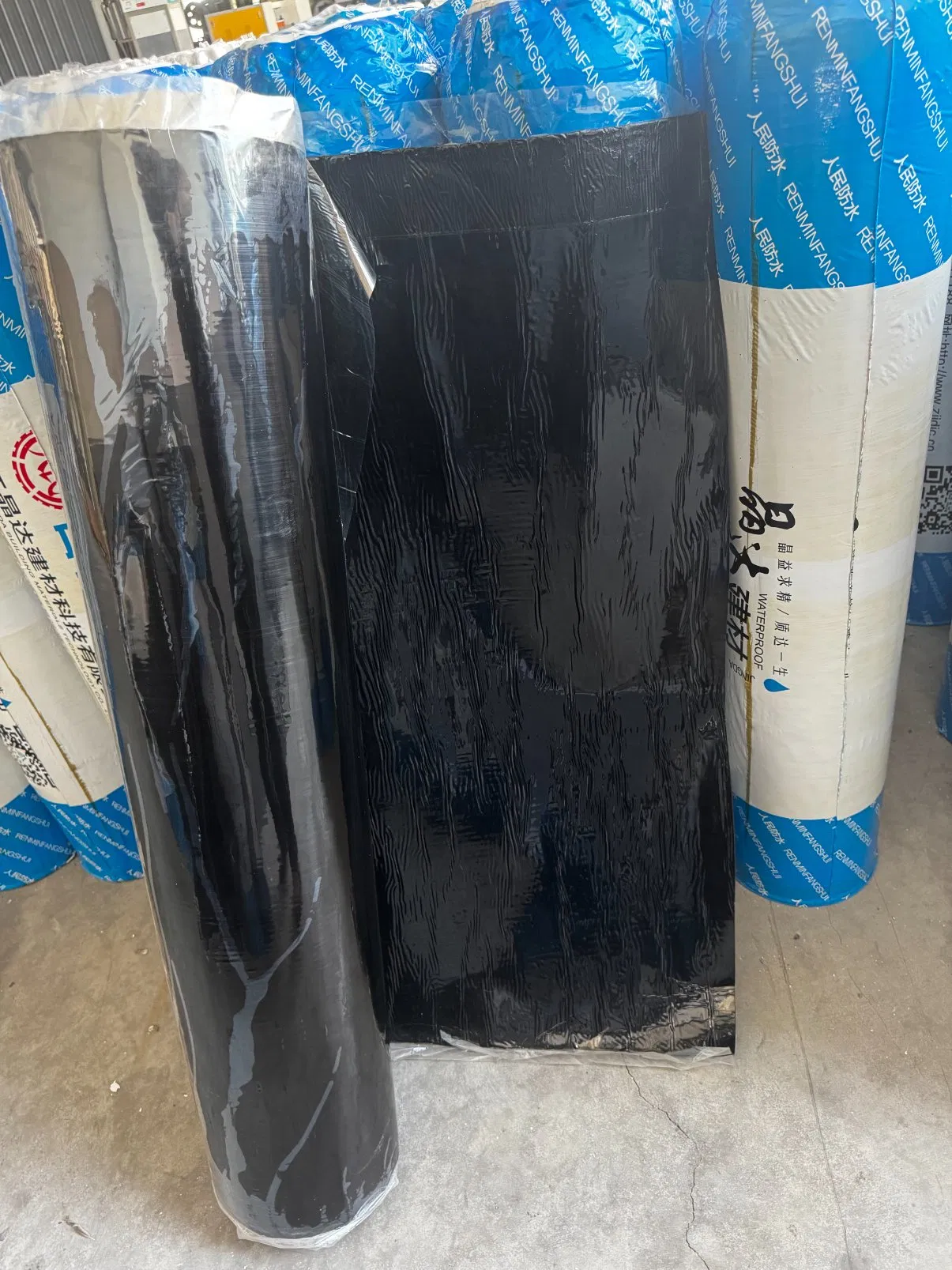 Chinese Manufacturers Building Material Peel & Stick Asphalt Waterproof Membrane for Industrial and Civil Project