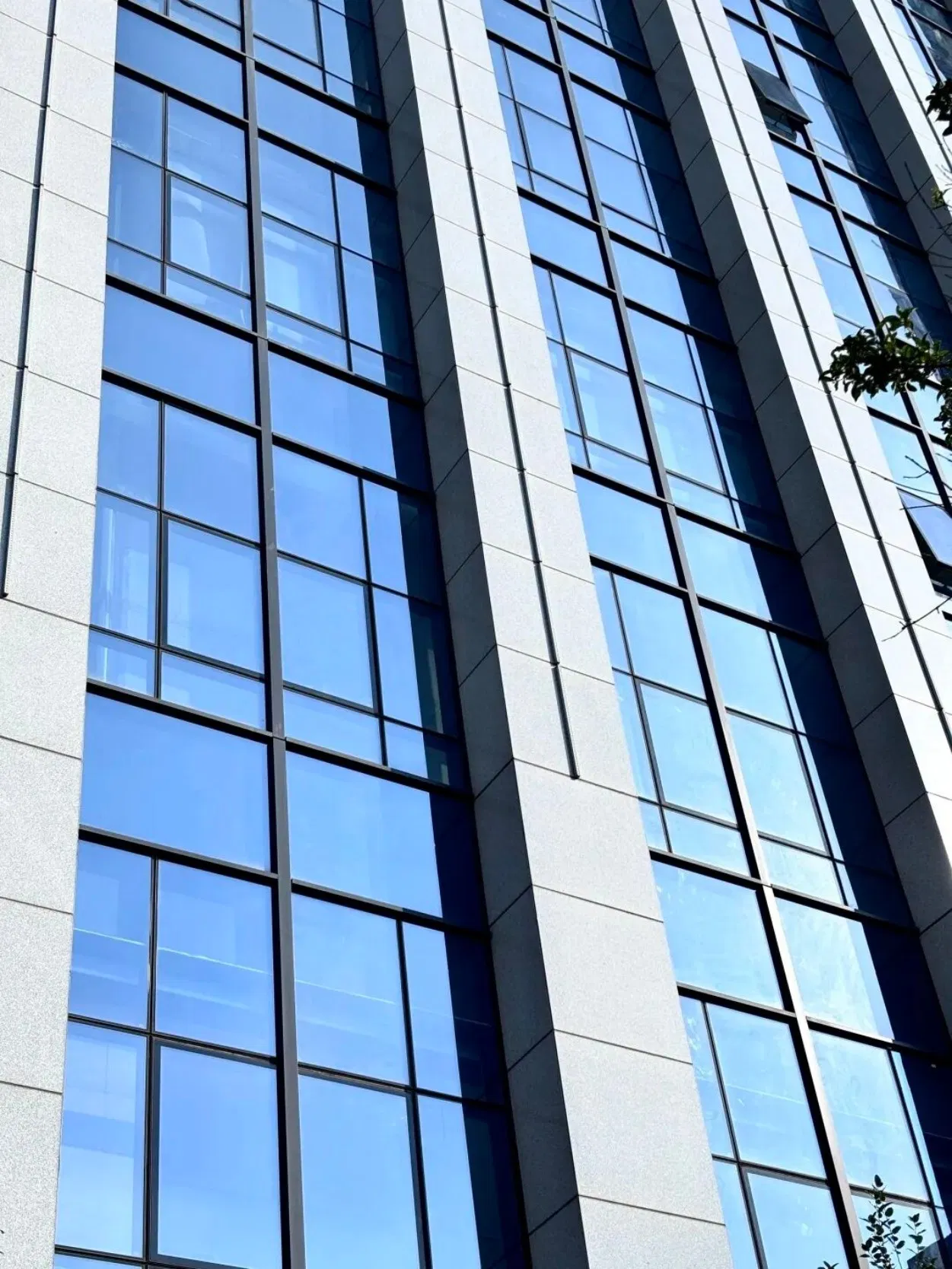 Safe High-Quality Glass Metal Glazing Curtain Wall with Steel Structure