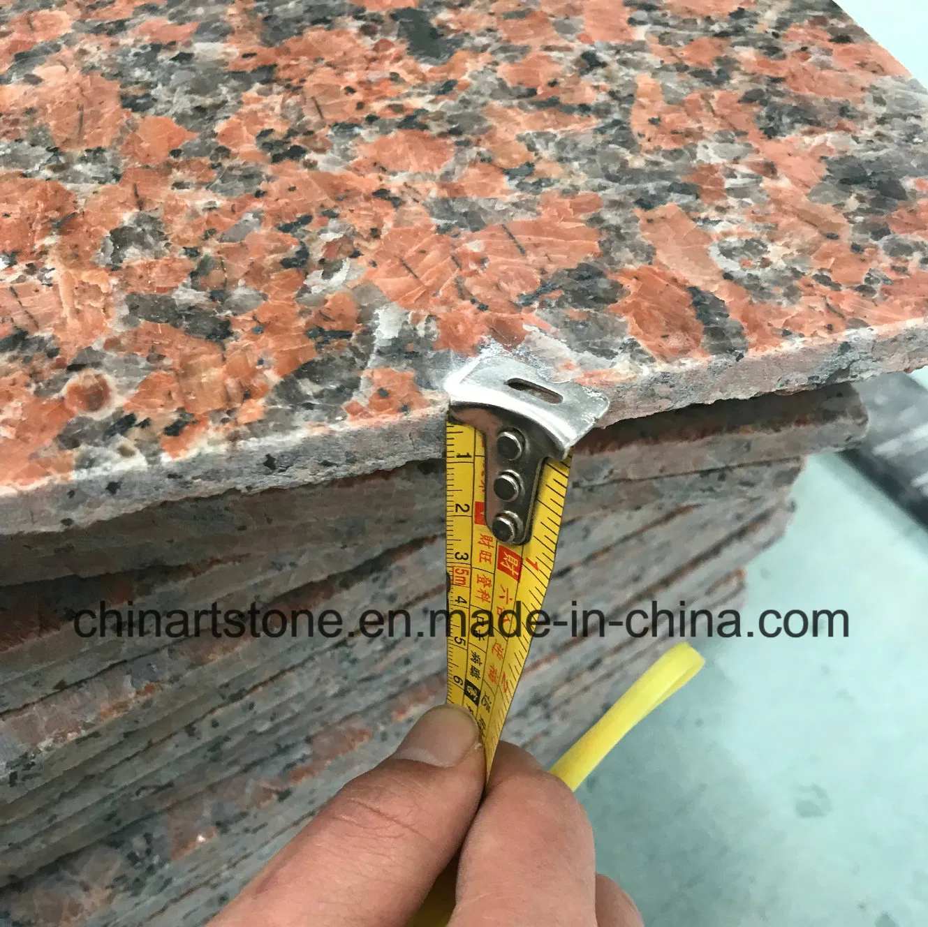 China Maple Red Granite Polished and Flamed Tiles for Floor Projects
