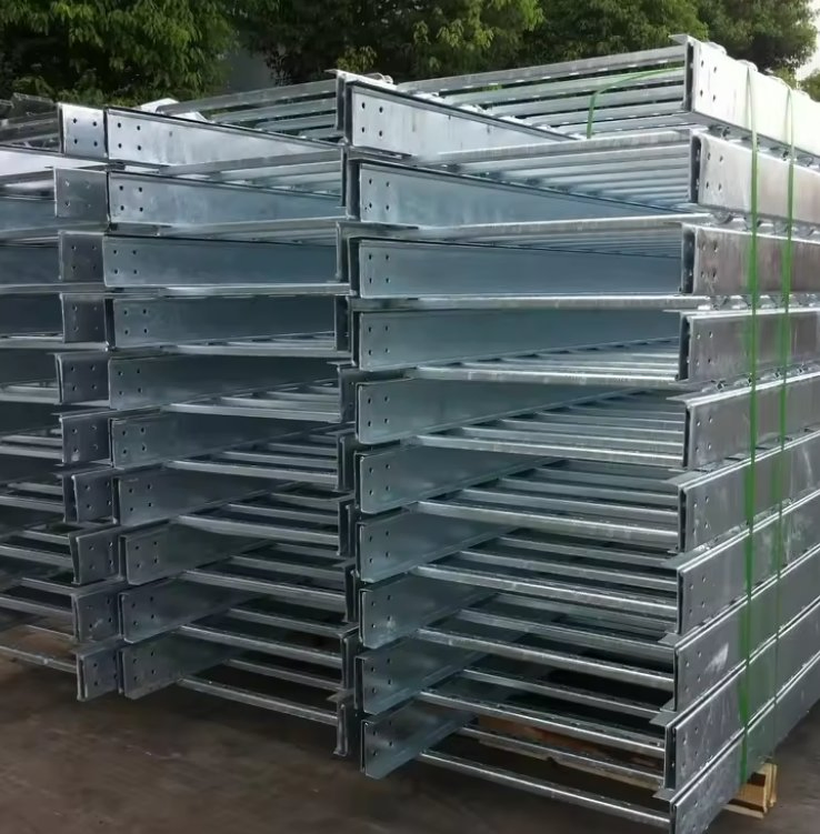 Durable Light Duty Slotted Cable Tray for Efficient Wiring Solutions