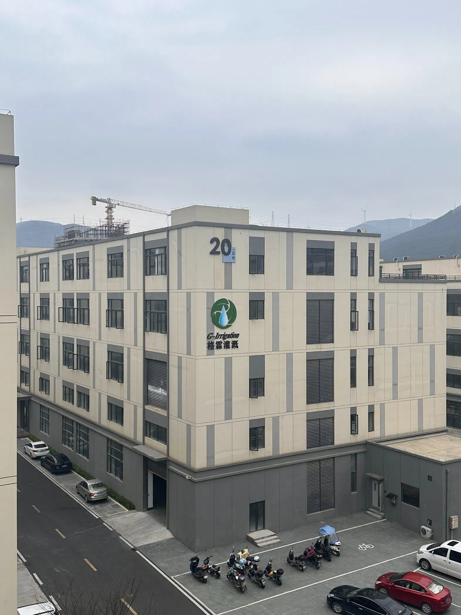 Agriculture Drip Irrigation Drip Pipe LDPE Pipe Black HDPE Barbed Plastic Fittings