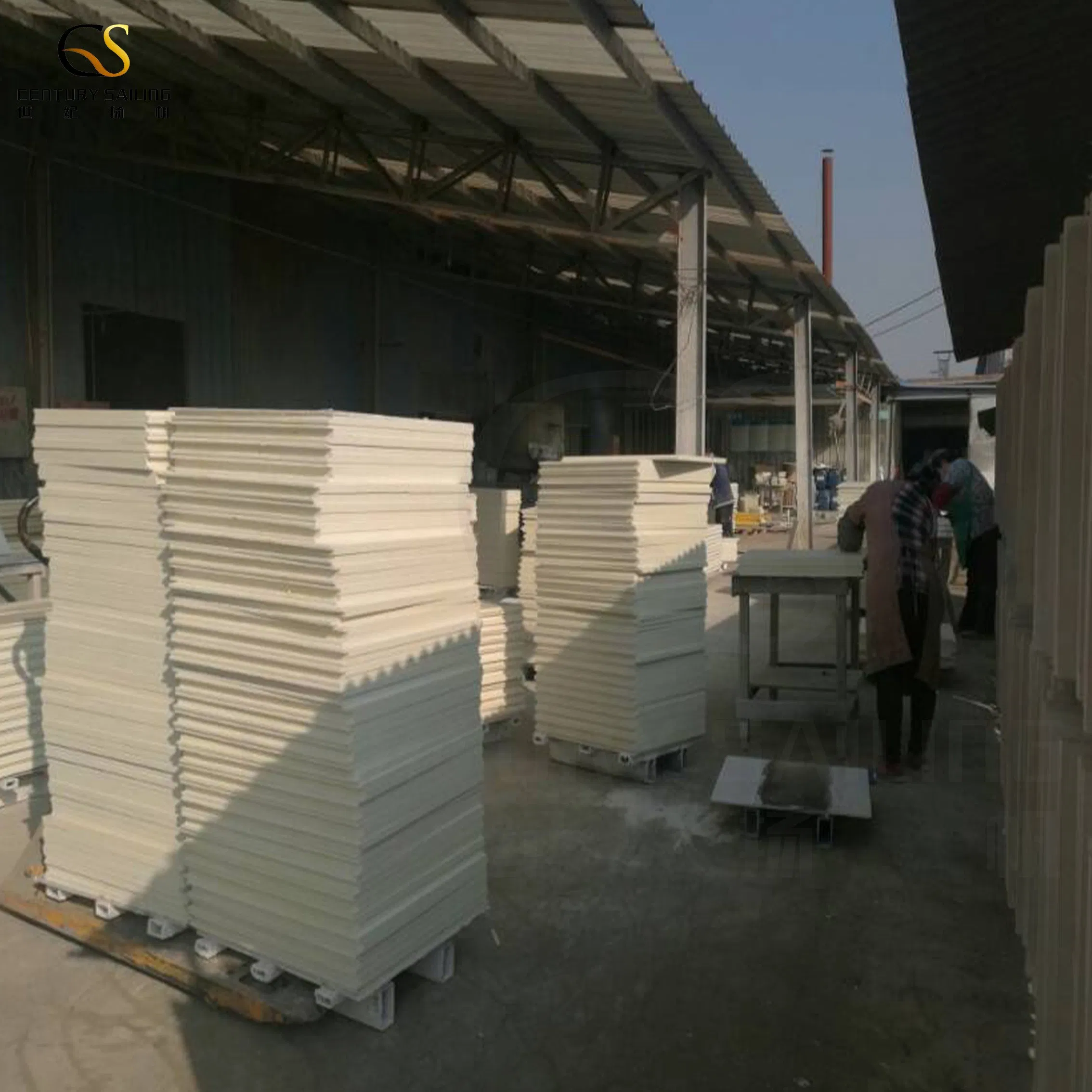 China Factory Fibreglass Ceiling/Acoustic Cloud Triangle for Music Room