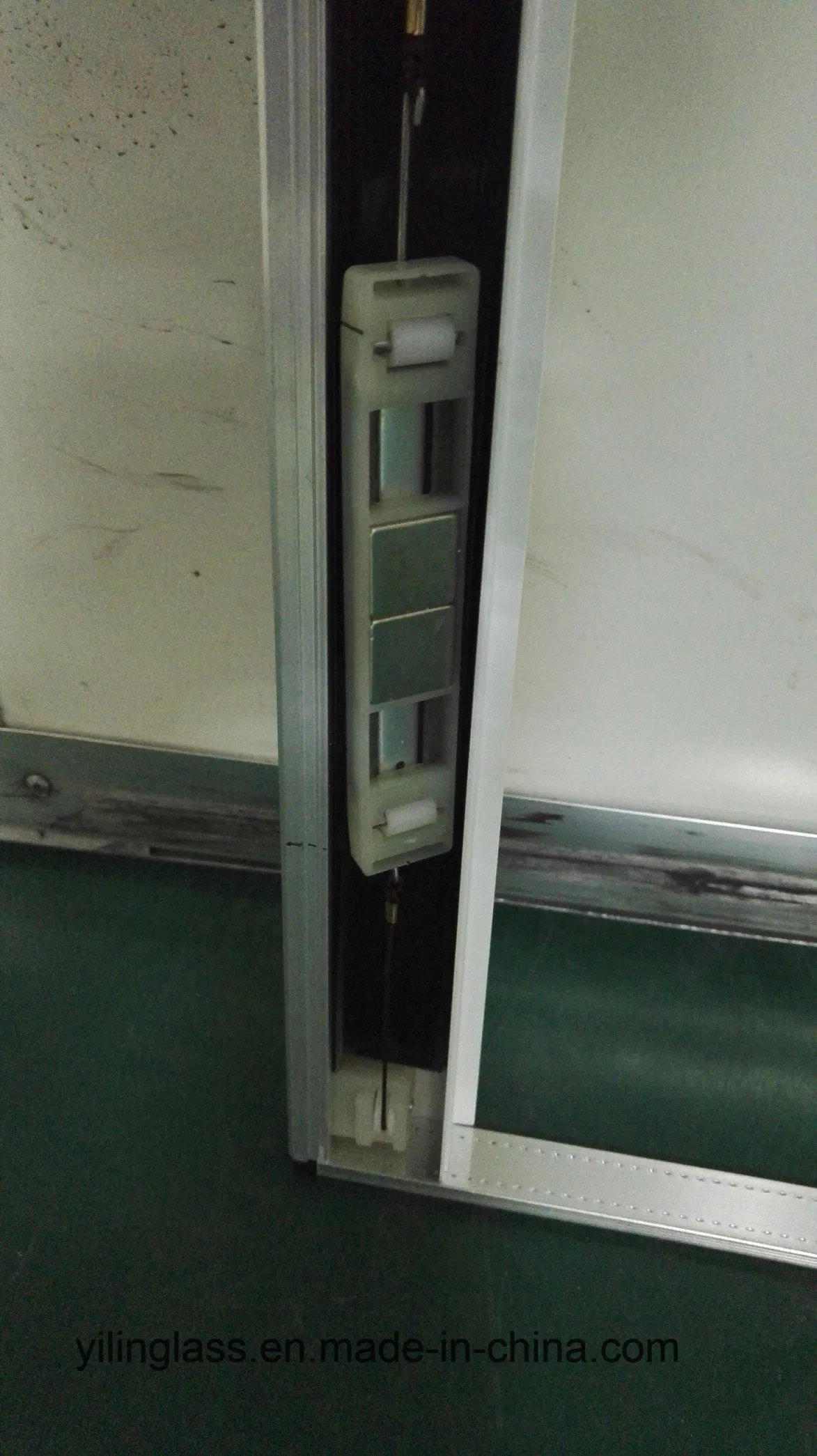 Magnetic Venetian Blinds Frame for Double Glazed