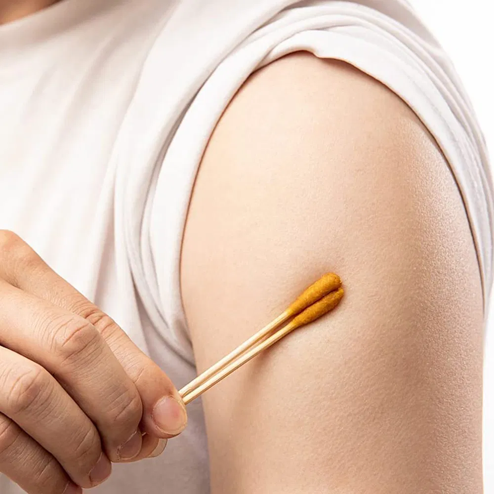 Factory OEM Custom Package Eco-Friendly Wooden Stick Ear Swabs Disposable Cotton Buds