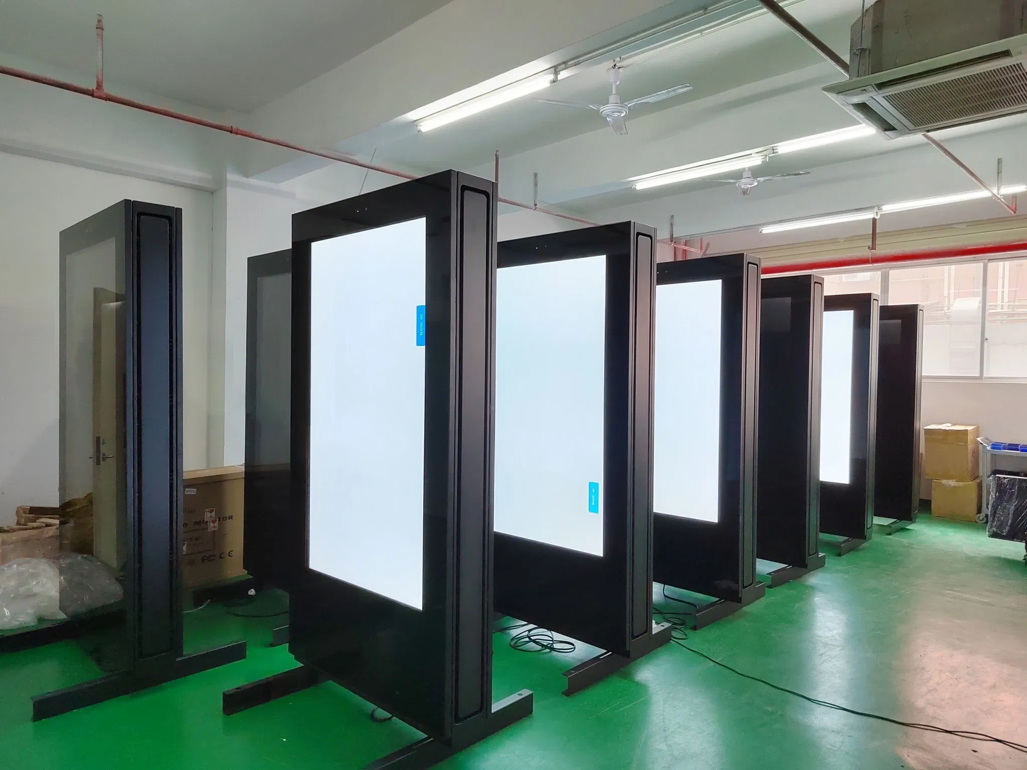 Уличный рекламный киоск с Android, водонепроницаемый дисплей