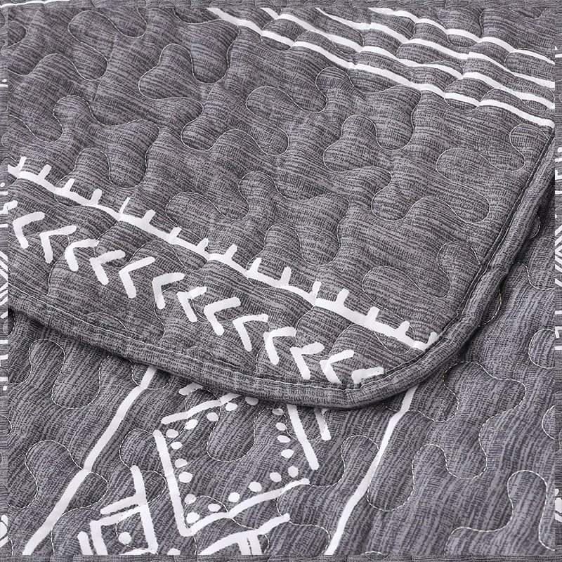 New Design Novel Printing Pattern Microfiber Bedspread for Home