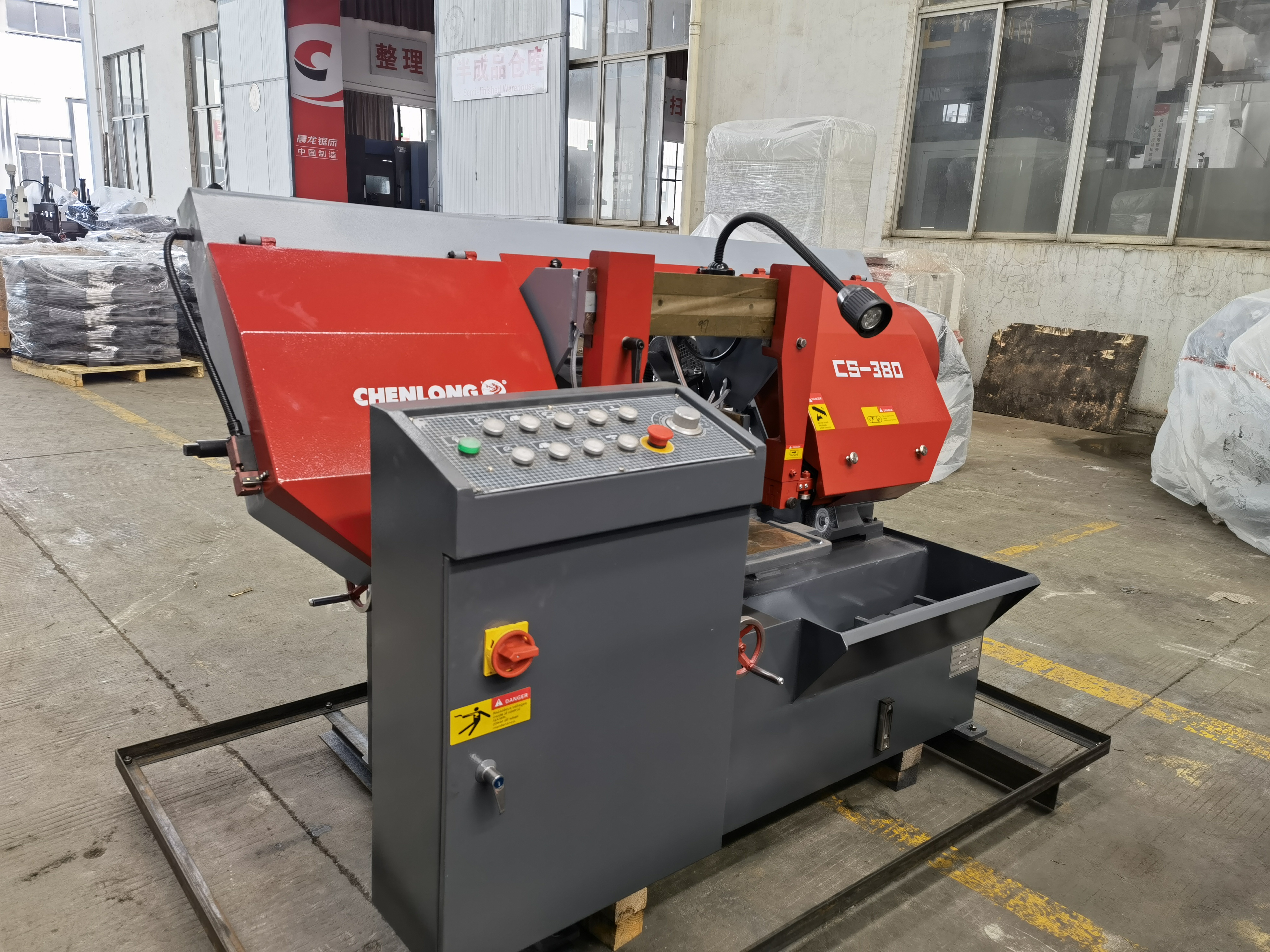 Ленточная пила полуавтоматическая CS-380