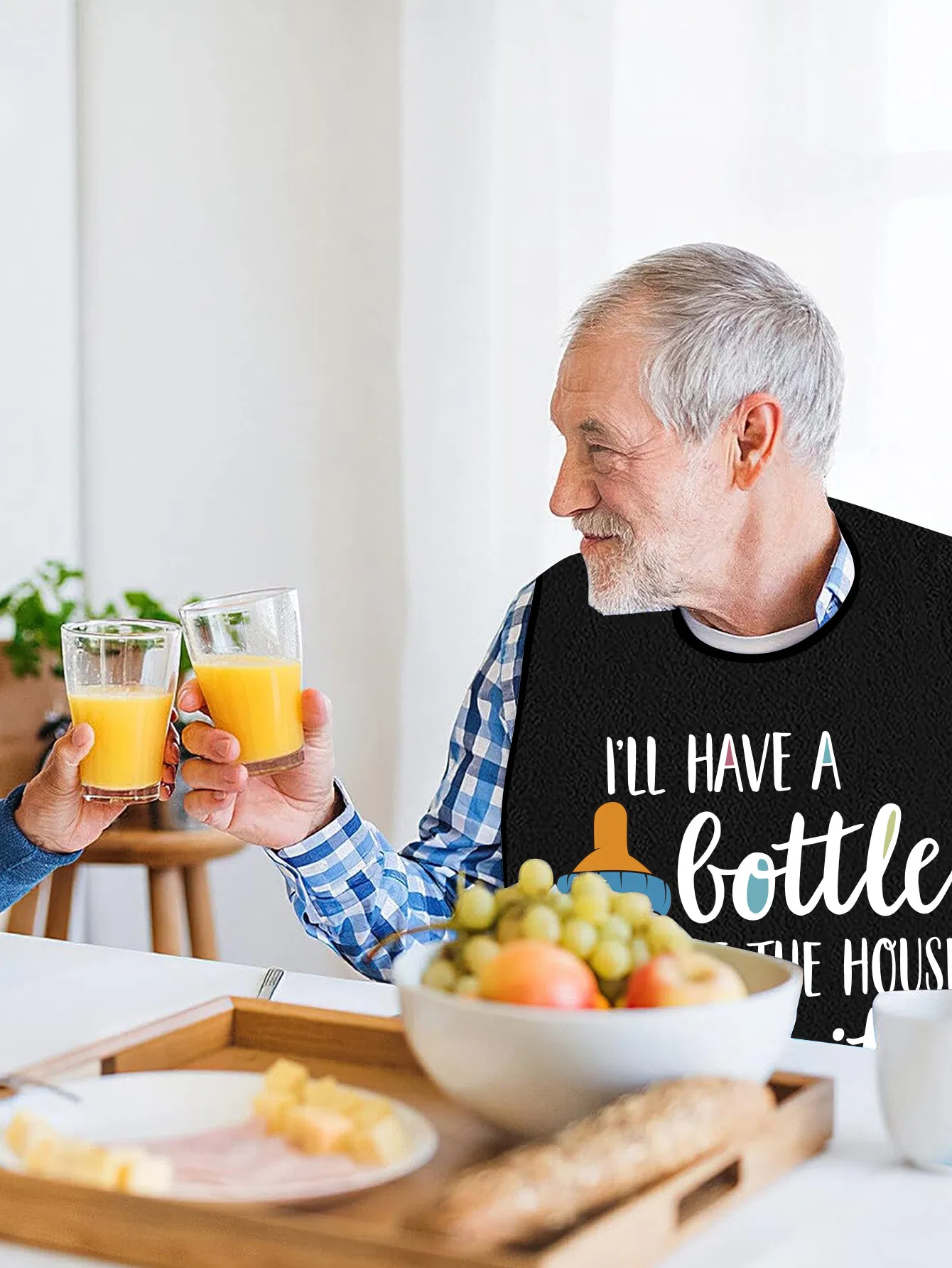 Mouthwash Bib for Both Men and Women, Suitable for The Elderly and Adults. Waterproof and Stain-Resistant Adult Bib