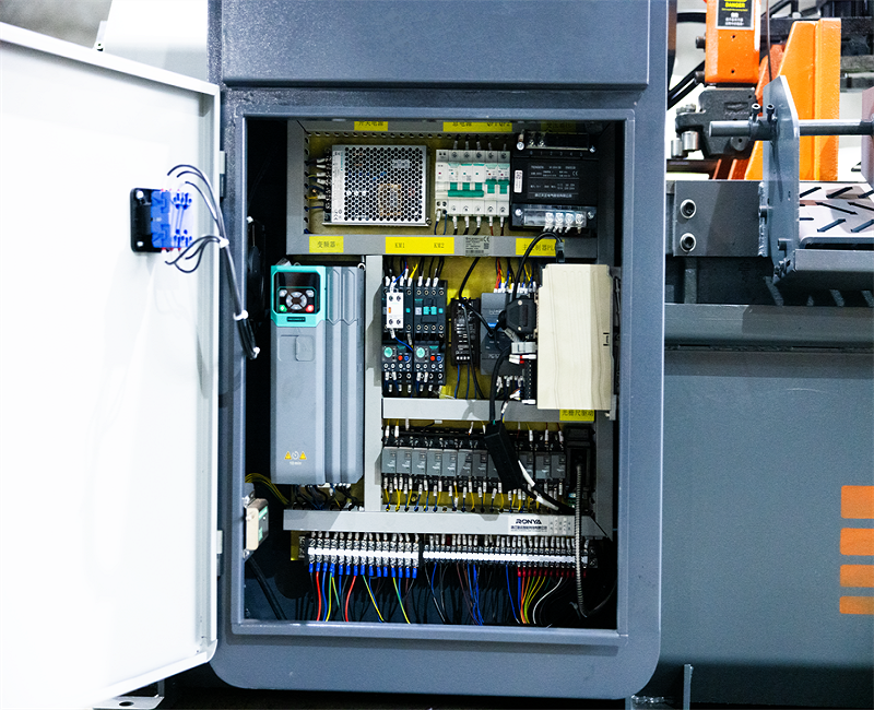 Станок ленточнопильный по металлу HSM360