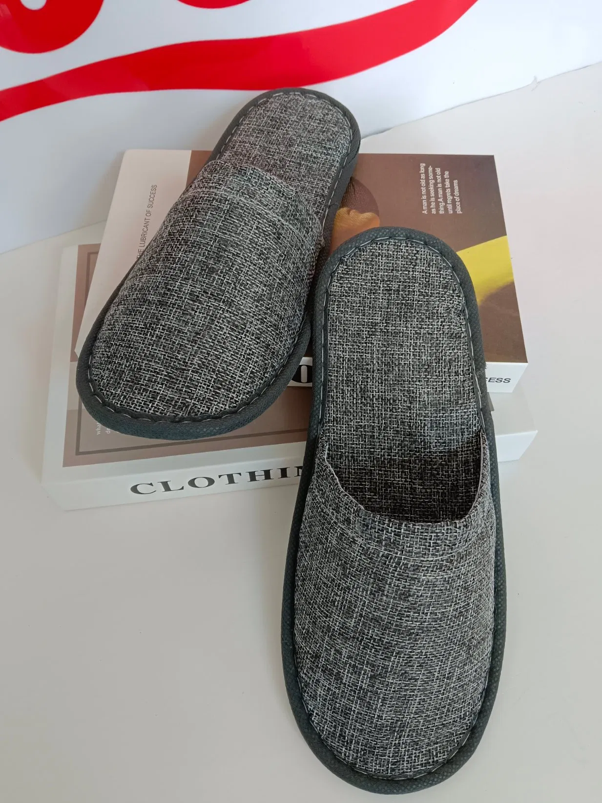 New Eco-Friendly Hotel Slippers Manufacturer Grey Linen SPA Slippers Sustainable Biodegradable Eco-Friendly Slippers for Hotels Disposable