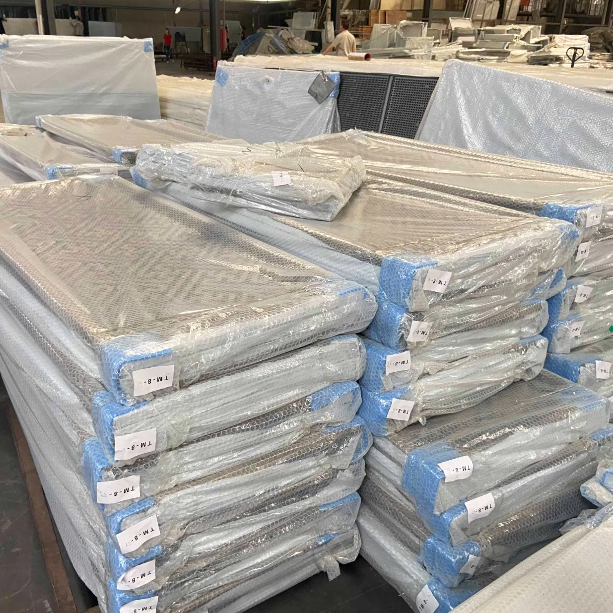 Customized Modern Golden Aluminium Wall Cladding for Mall Exterior Decoration