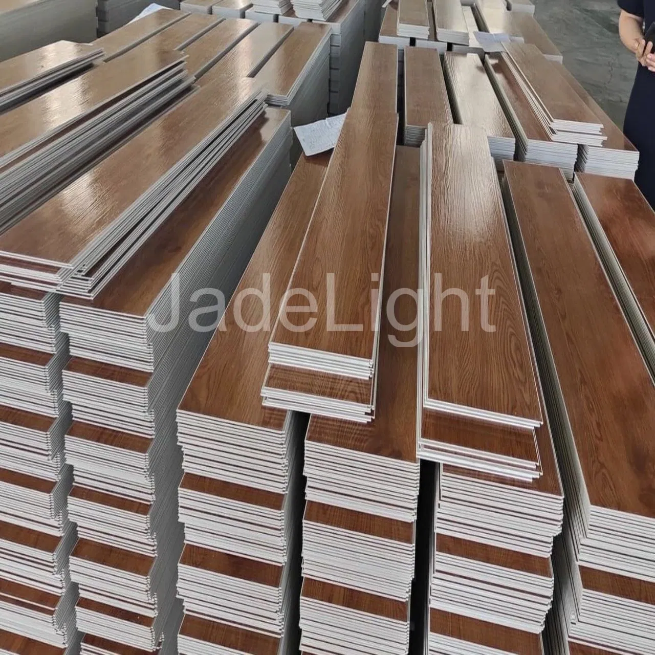 Водостойкий звукоизоляционный SPC ламинат