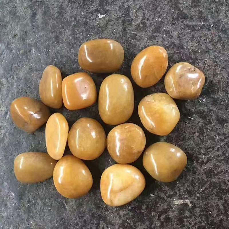 High Polishing Degree White/Yellow/Black/Red/Muti Color Pebble River Stone for Outdoor Landscaping/Garden/Villa Price