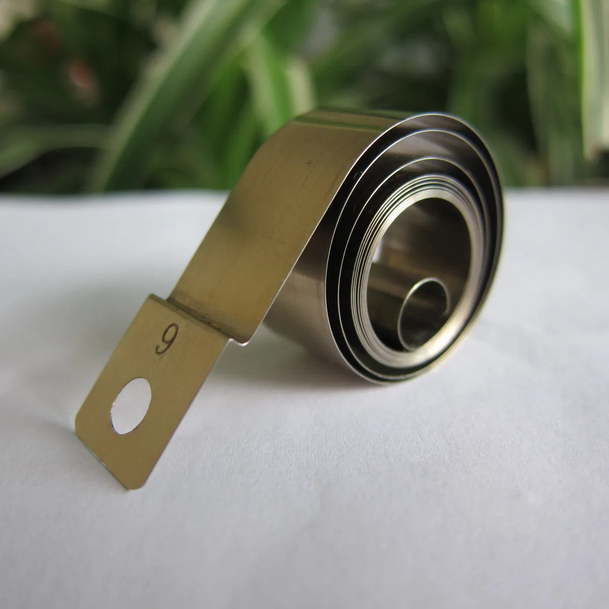 Variable Force Spring for Display Shelf Pusher Twice Lifespan Xhx-Sdp4