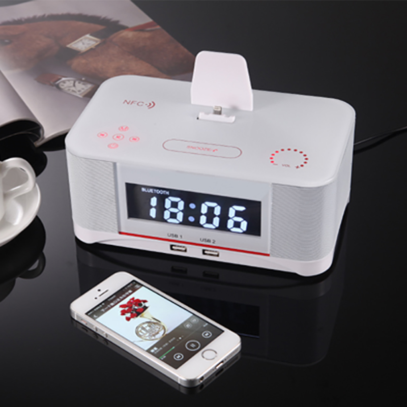Док-станция для отеля с большим LCD дисплеем