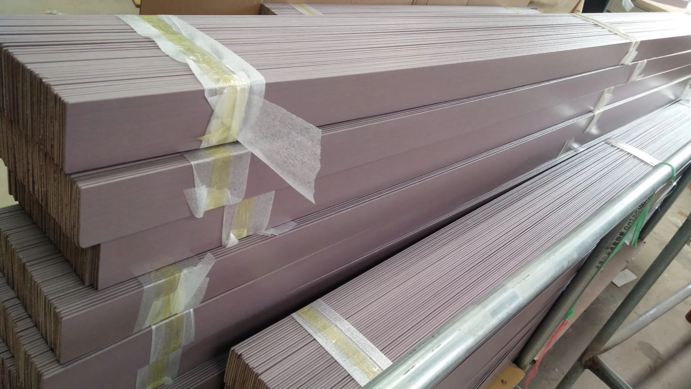Supply Basswood/Paulownia Wood Slats for Making Wooden Venetian Blinds