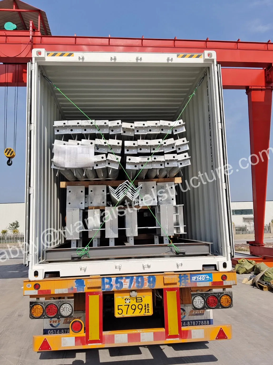 AS/NZS 1554.1 Certified Fabricated Universal Columns Ucs Hot Rolled Steel with Galvanised Finish