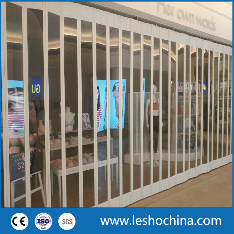 China Manufacturer Balcony PC Transparent Folding Doors Plastic Popular Design